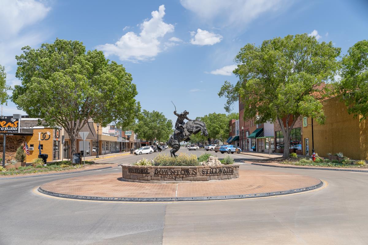 Hometown Golden Oaks Village of Stillwater